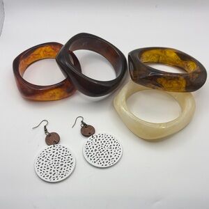 Set of Bangles with Wooden Geometric Earrings